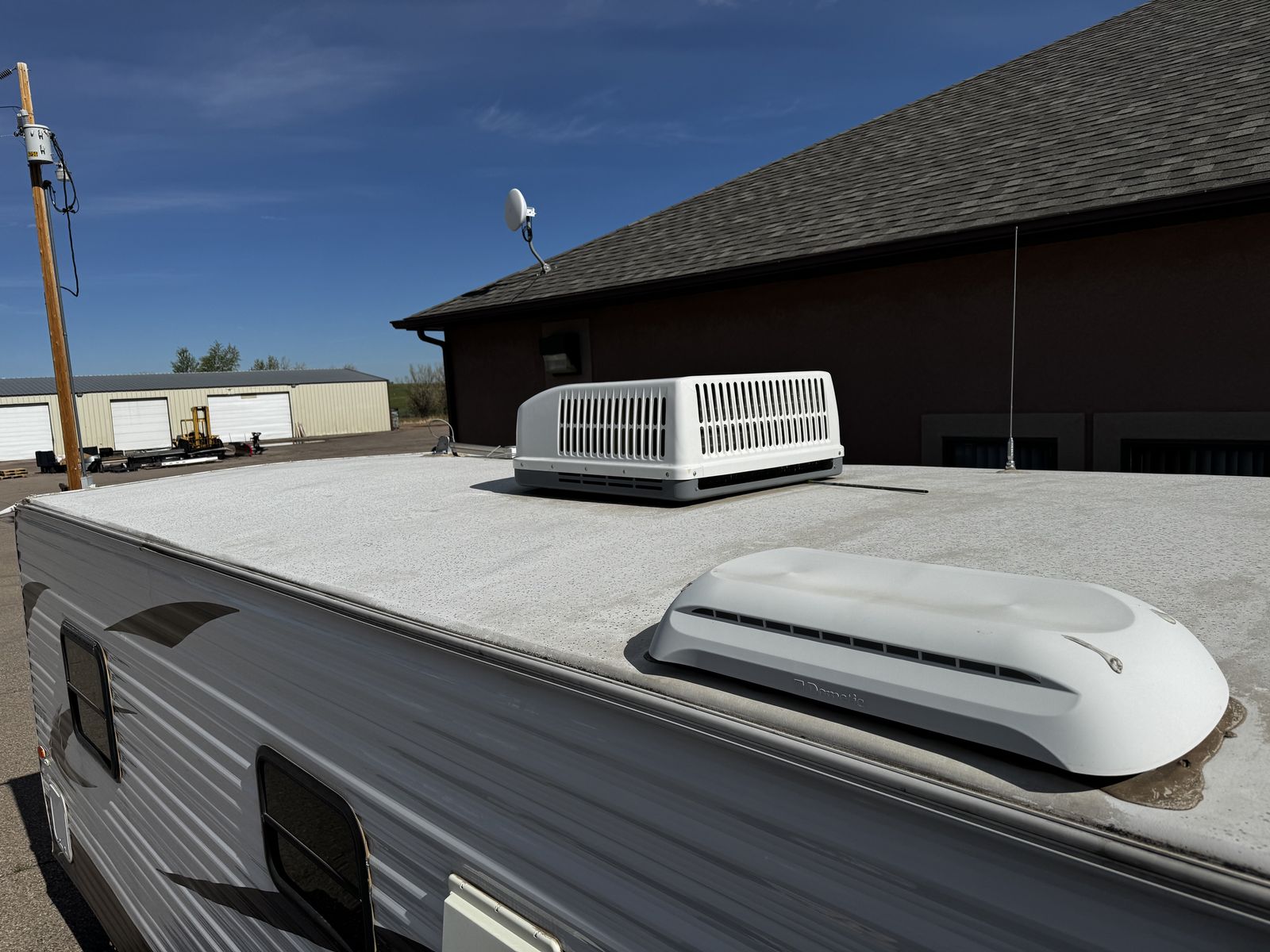 Main image 6