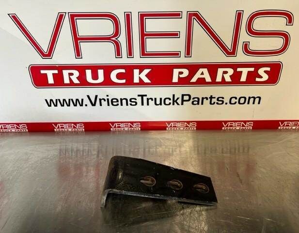 Kenworth T600 Right Crossmember