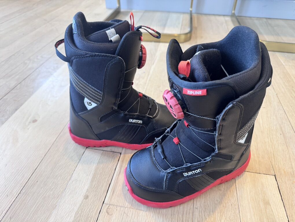 Burton Zipline Snowboard Boots Youth Size 5