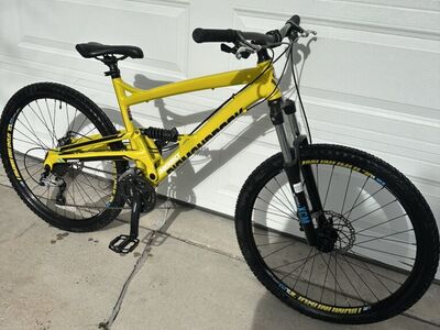 DiamondBack Atroz 2 Size Large