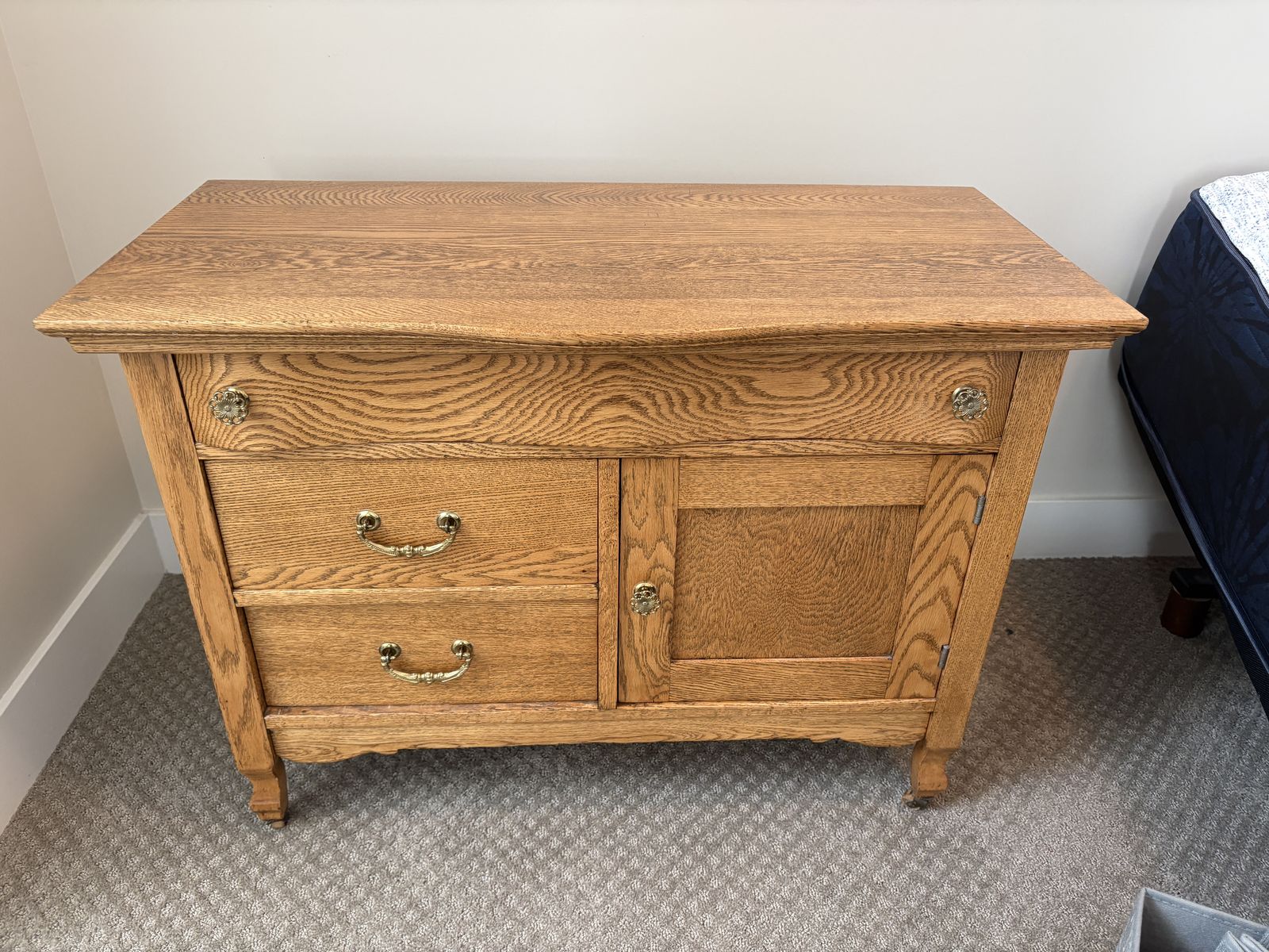 Antique Victorian Oak Washstand