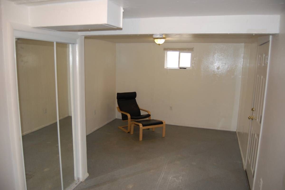 $875 everything included google pets ok private entry studio room