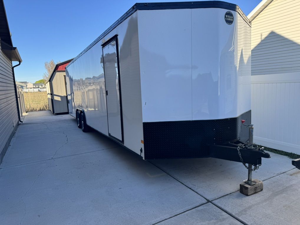 8.5x28 Enclosed Trailer
