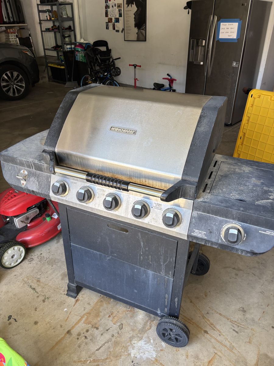 5-Burner Propane BBQ Grill