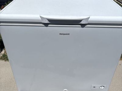 Chest freezer