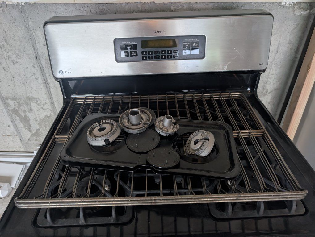 GE Spectra Gas Range Stove Oven Stainless Steel Black
