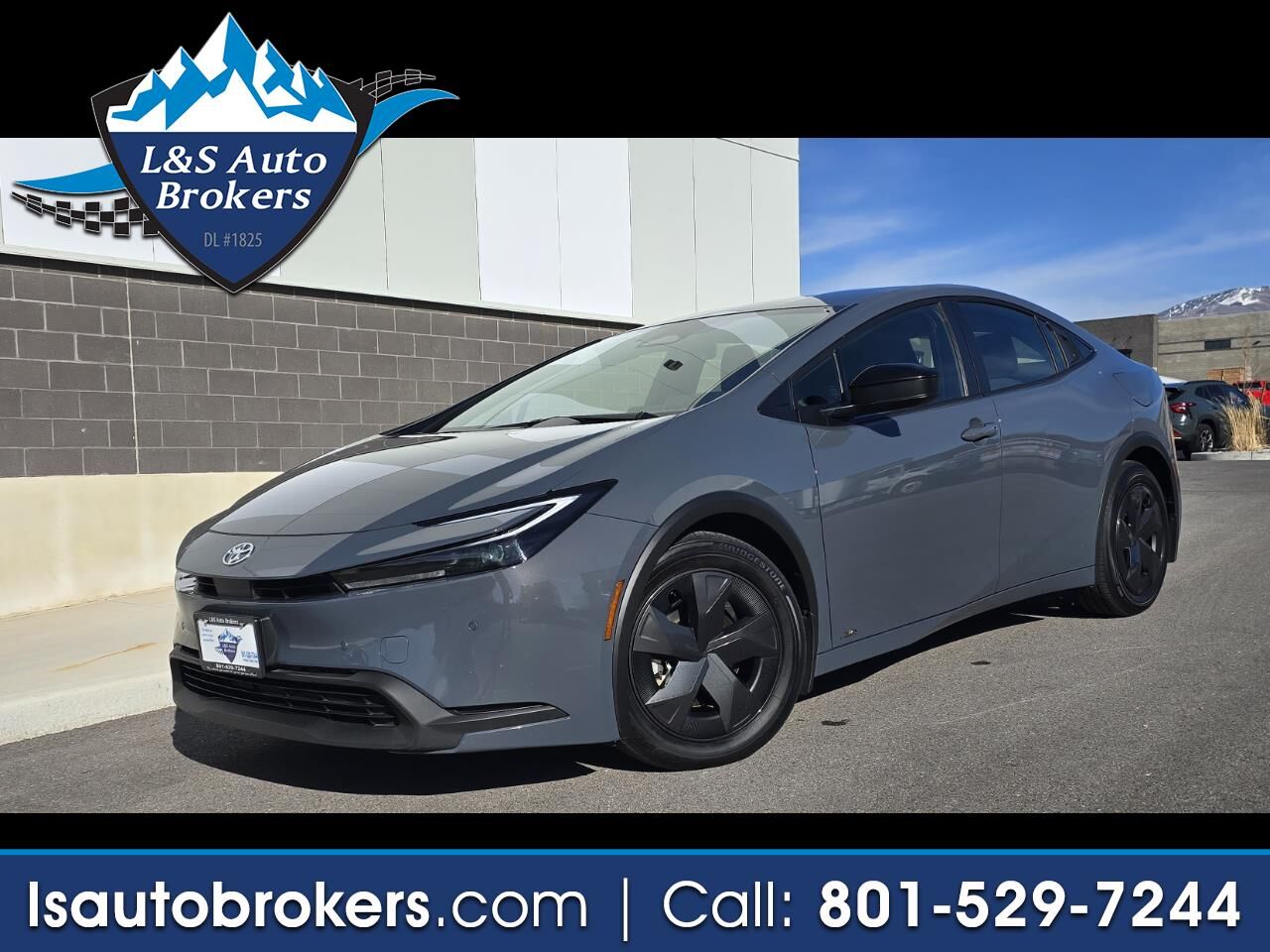 2024 Toyota Prius LE