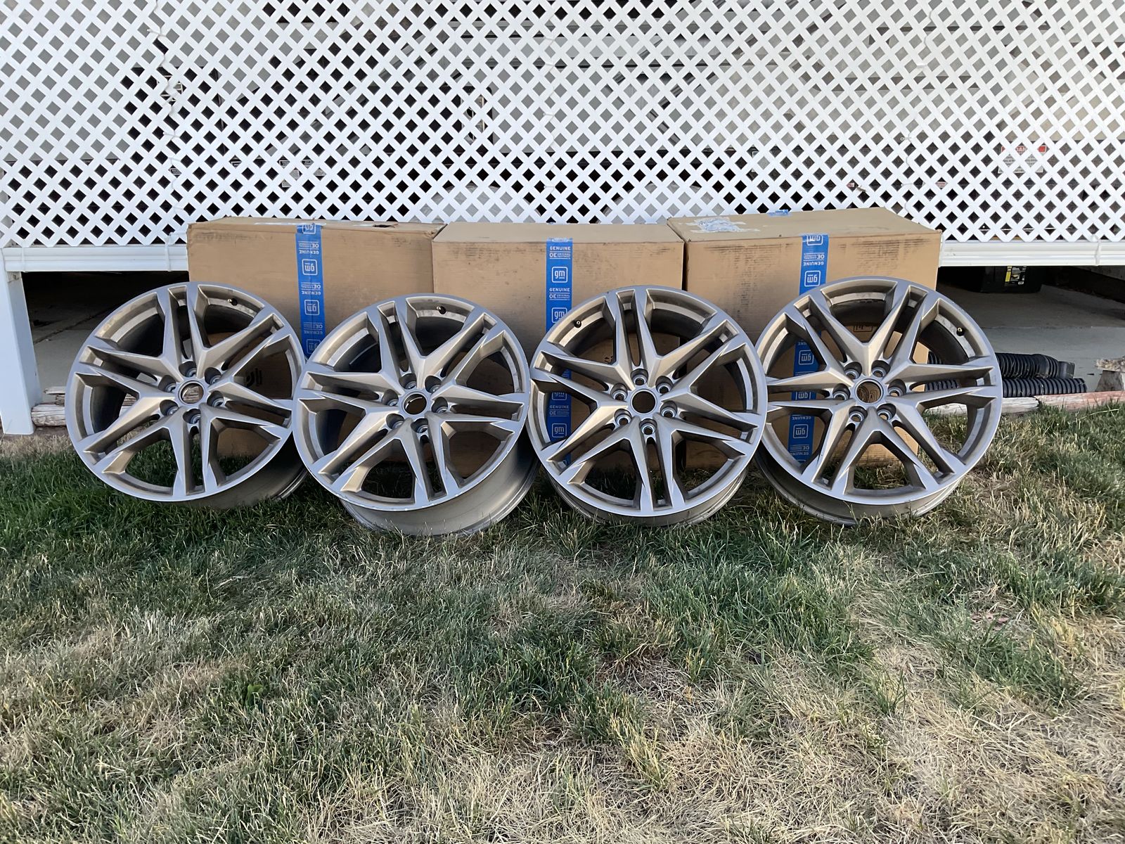 Wheels - 22” x 9.5” Bronze Tech