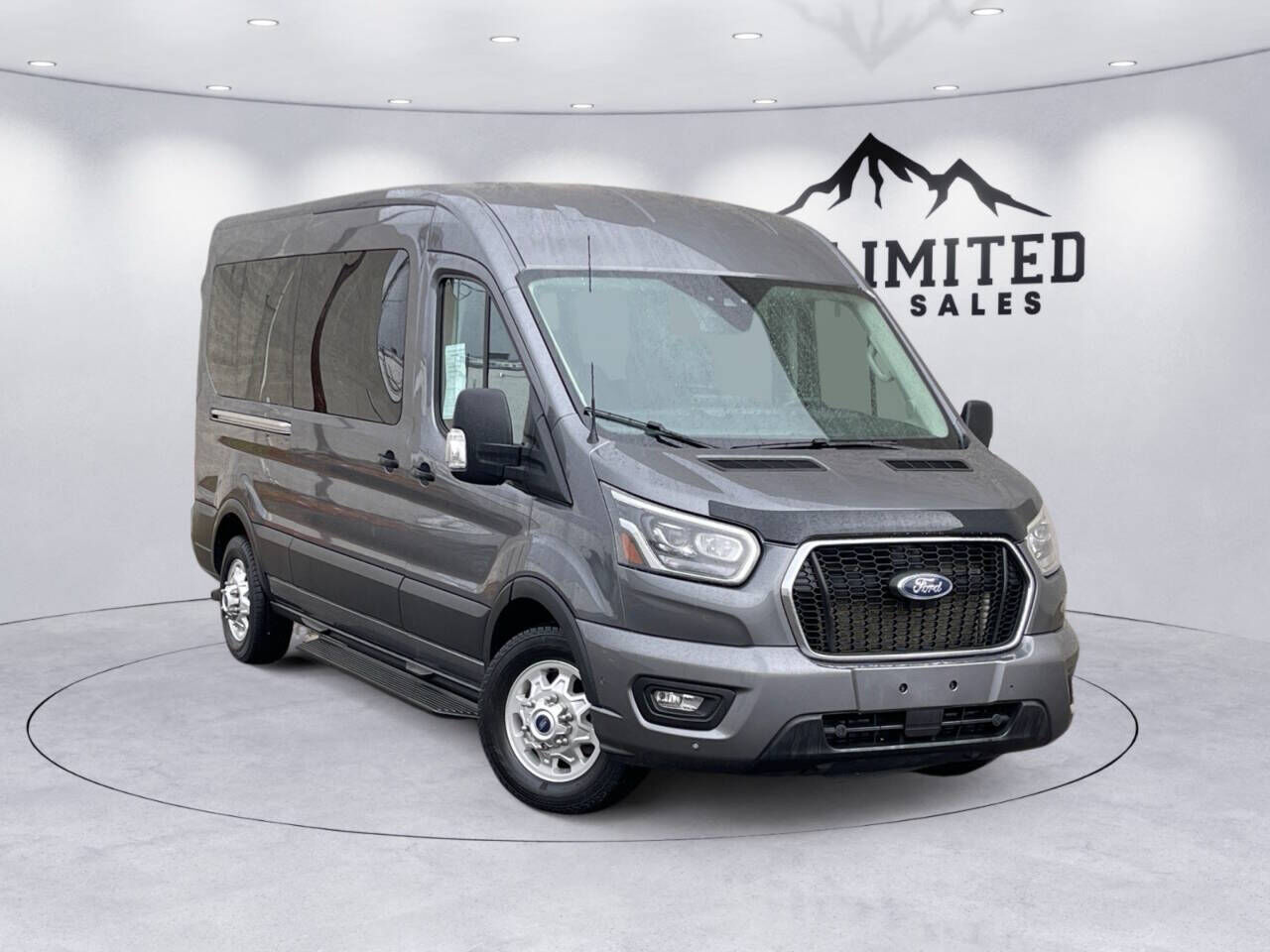 2023 Ford Transit 350 XLT