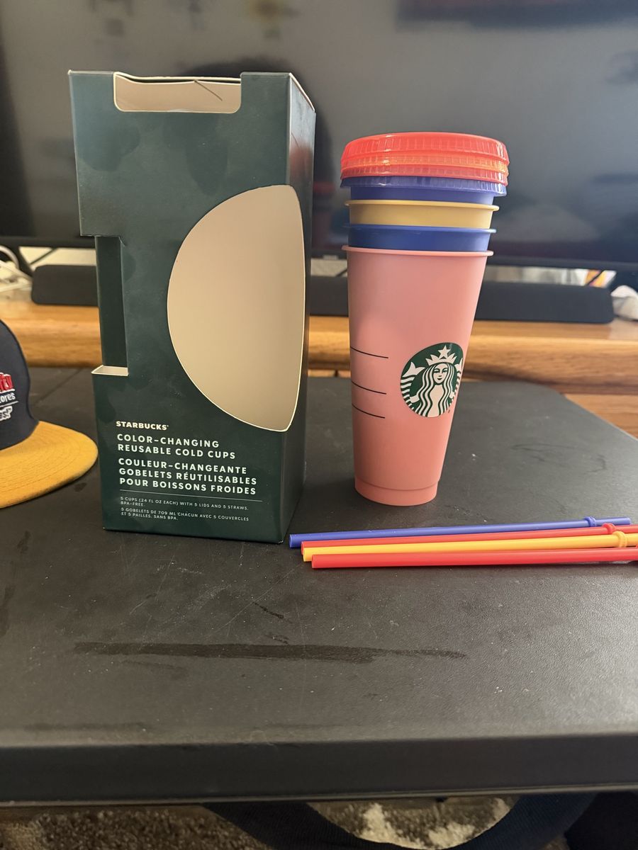 Color changing Starbucks cups
