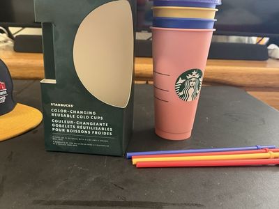 Color changing Starbucks cups