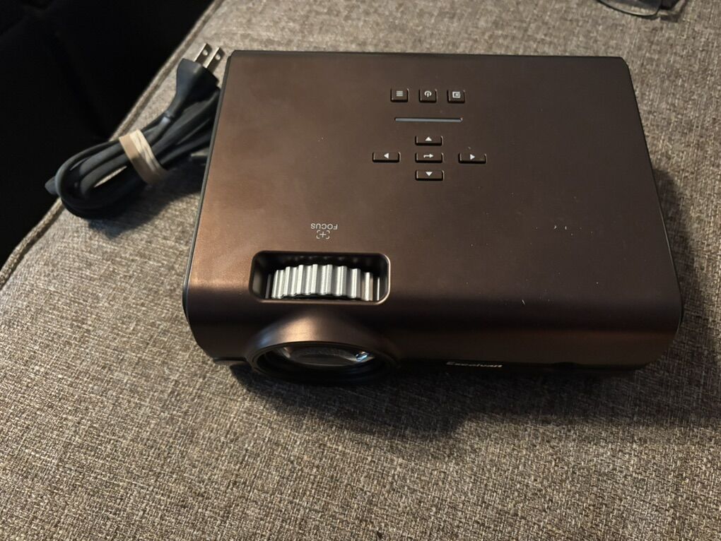 Excelvan Mini Projector In Great Condition