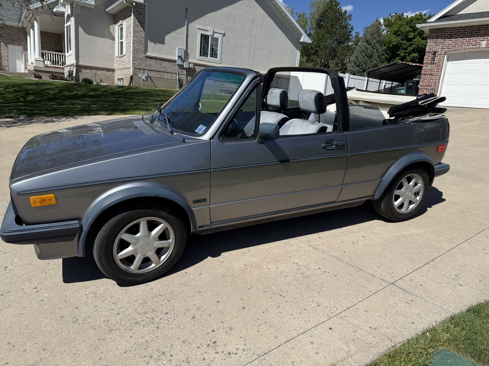 1987 Volkswagen Cabriolet 