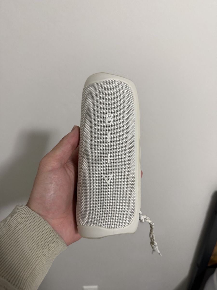 JBL Pill Speaker