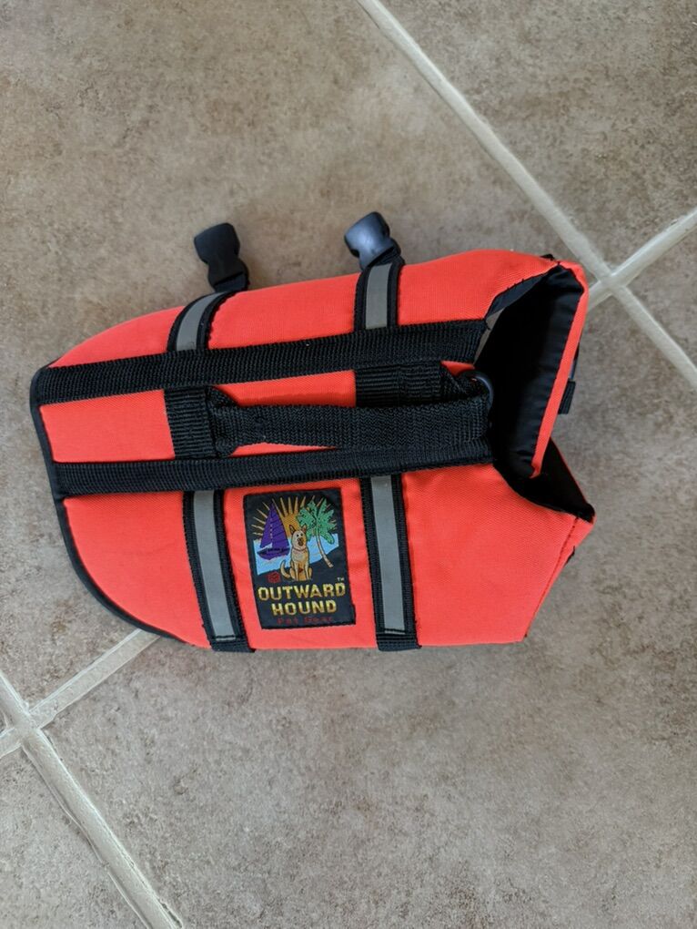Outward hound pet gear size small life vest orange