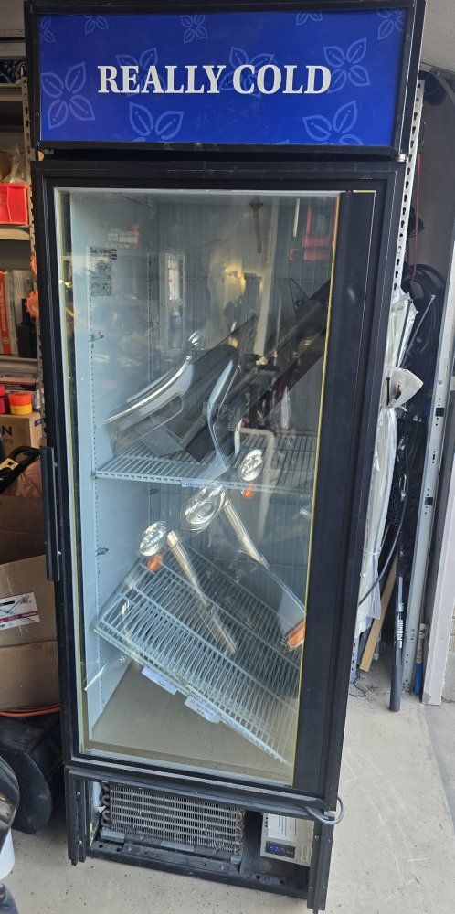 TRUE Commercial Display Freezer