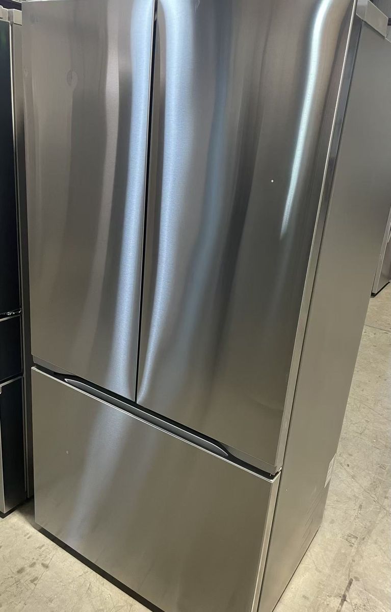 New LG 25cu.ft. Counter-Depth MAX with Zero Clearance 3-Door French Door Refrigerator with Thin Door Design