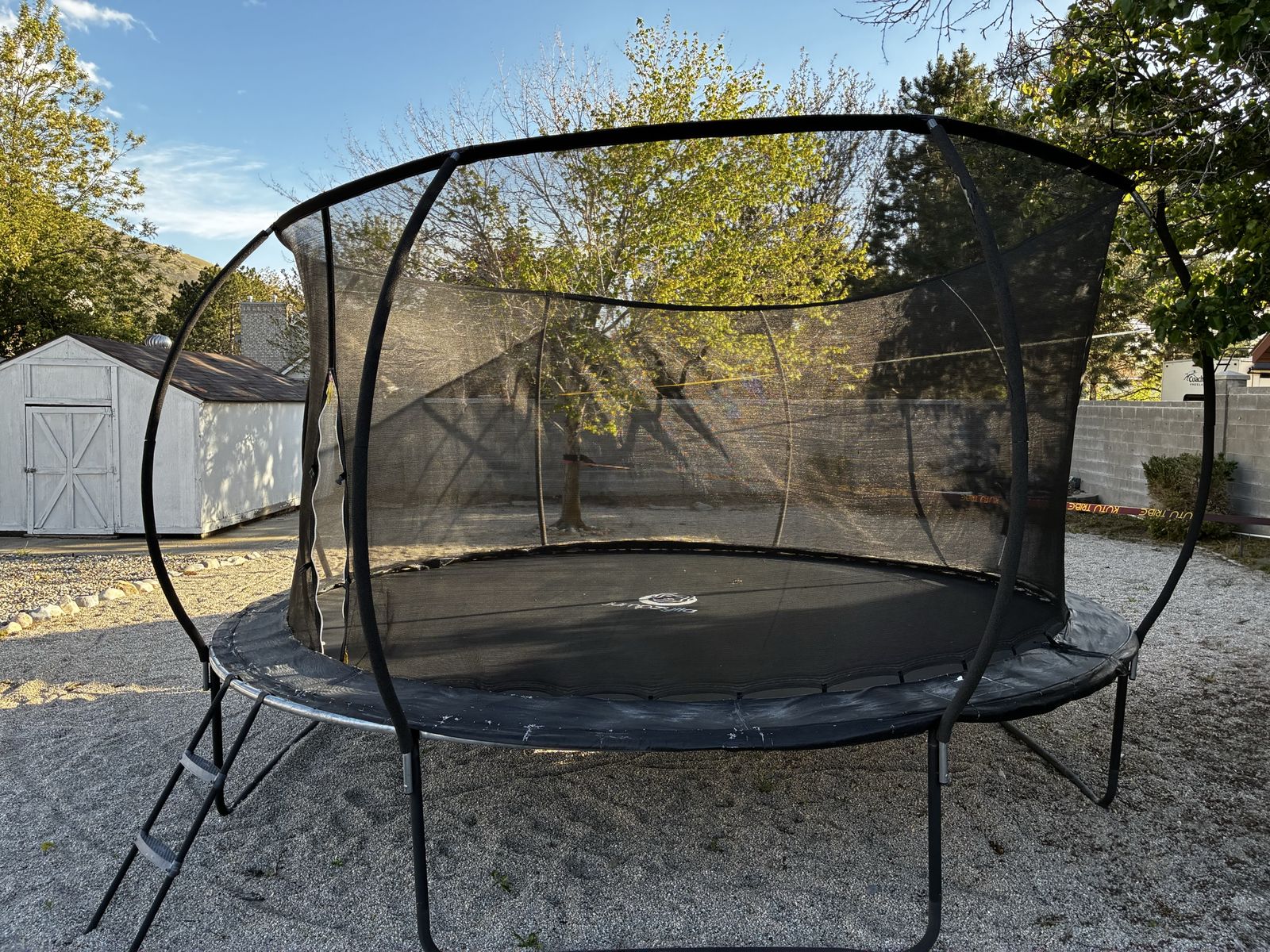 16’ trampoline