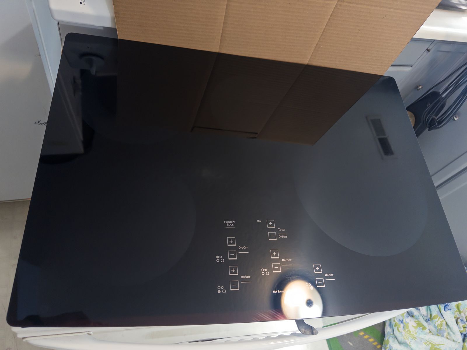 Induction Cooktop GE Profile 30 Inch Used - Clean Design Glass Top