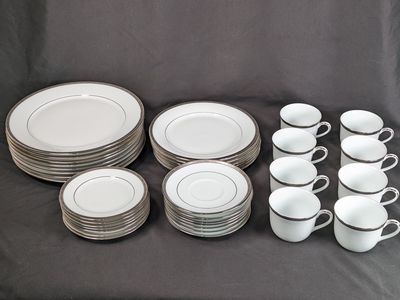 Charter Club Grand Buffet Classic Platinum Porcelain Dinnerware Set White Silver