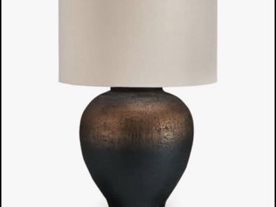 Gorgeous New Newgerhard Table Lamp