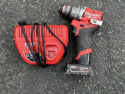 M12 drill driver with battery and charger