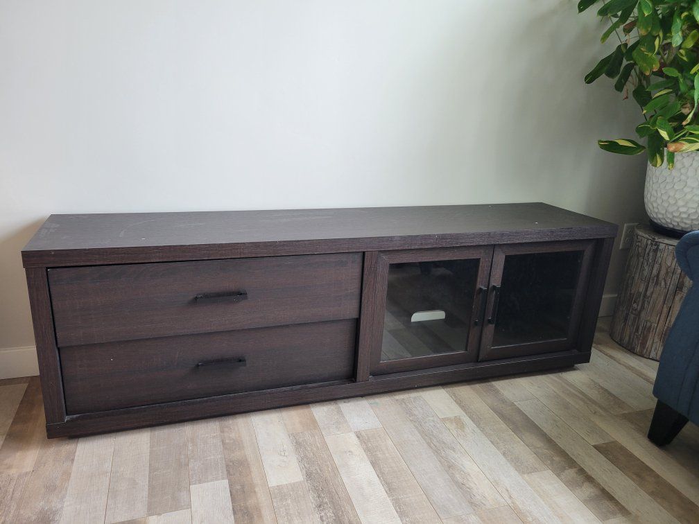 TV Stand - Up To 80" TV
