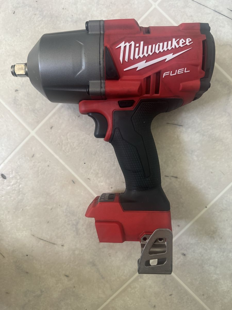 Milwaukee 2767-20 M18 FUEL High Torque 1/2" Impact Wrench. Tool/Battery/Cover