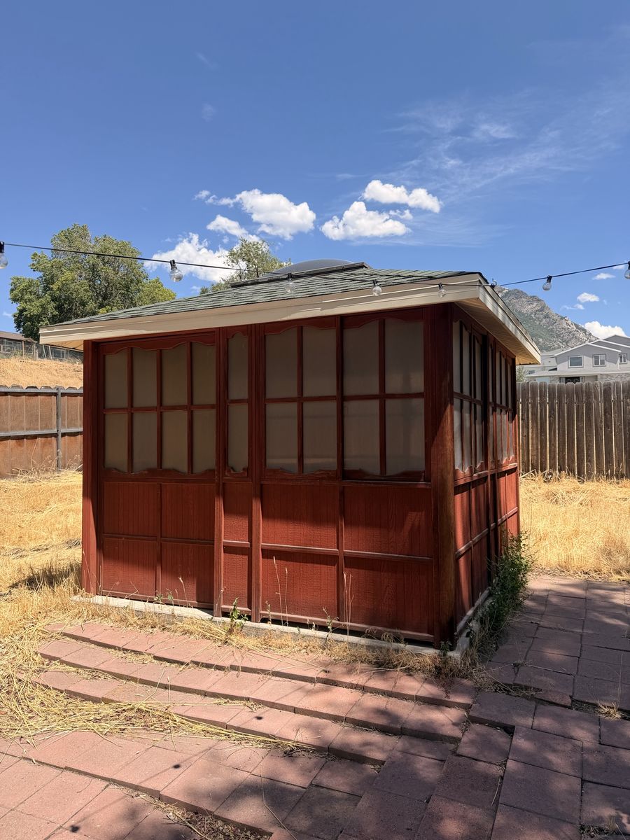 Wood gazebo 