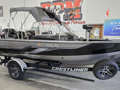 2023 Crestliner 1750 Fish Hawk Platinum Edition