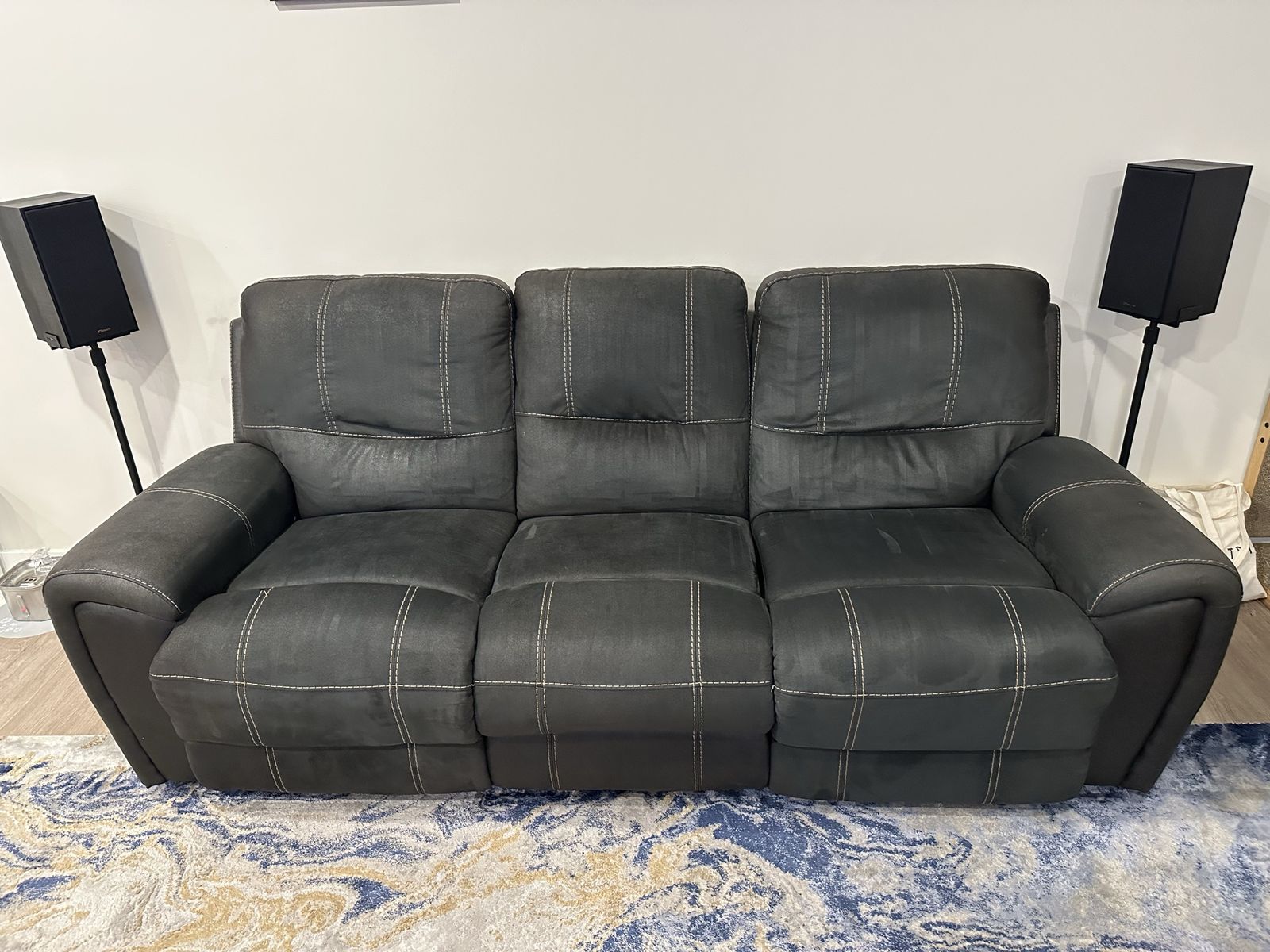 Comfortable 3-Seater Reclining Sofa - Dark Gray Fabric - Excellent Condition