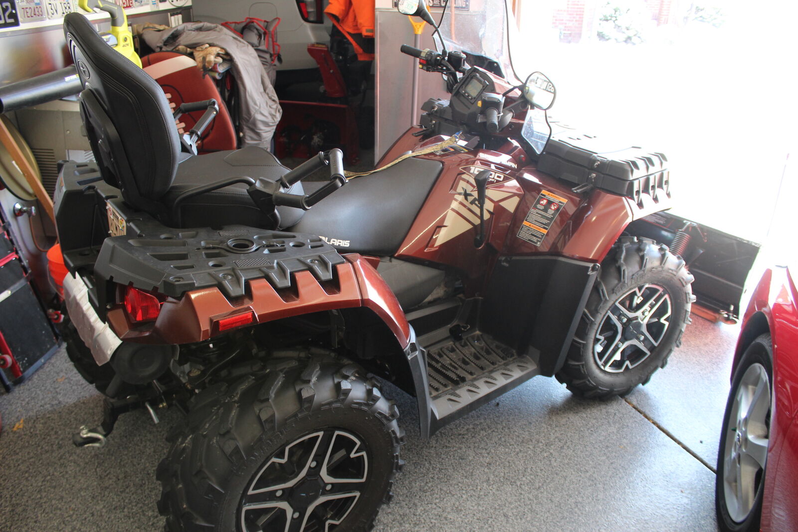 2019 POLARIS SPORTSMAN 1000 WITH PLOW 2OO MILES