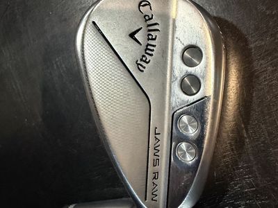 Callaway Jaws Raw 52 Degree 10S Bounce Golf Wedge RH Dynamic Gold 115 Spinner shaft and Lamkin UTX standard Callaway grip