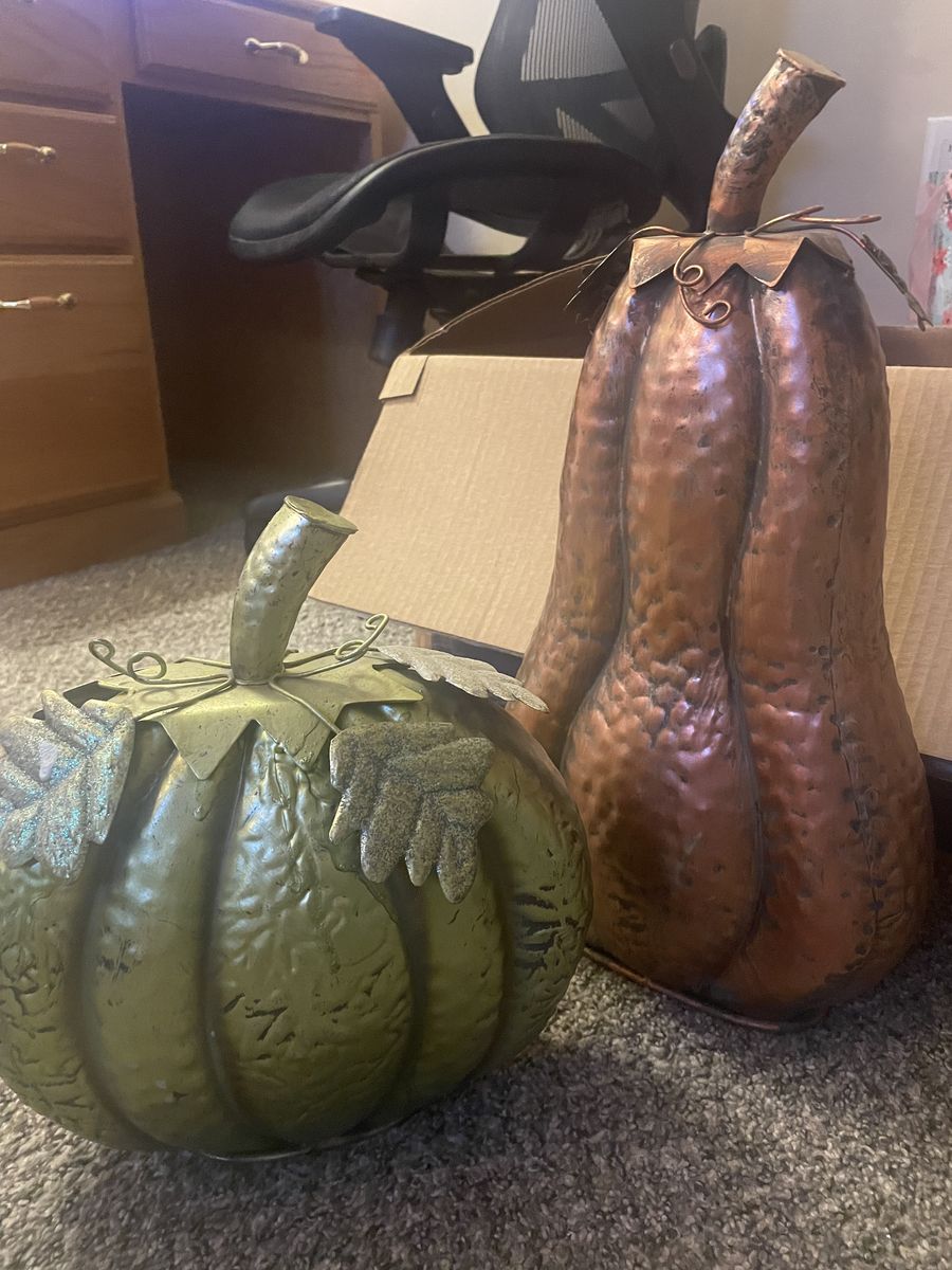 Rustic Metal Pumpkin Décor – Set of 2 | Fall