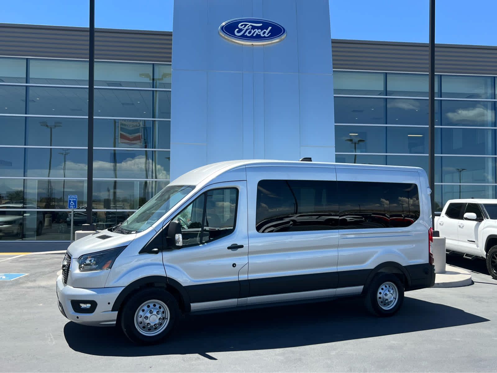 2026 Ford Transit 350 XLT
