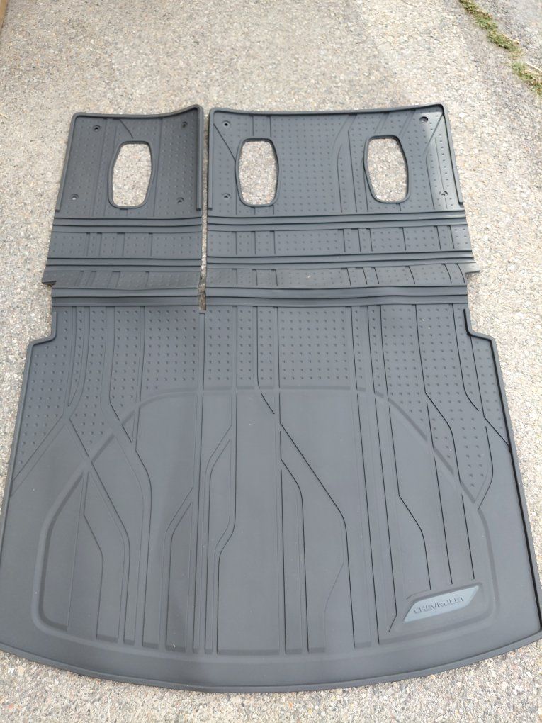 Chevrolet All-Weather Rubber cargo mat