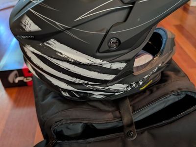 Shoei VFX-EVO Motocross Helmet - Black/White with American Flag Design, Used