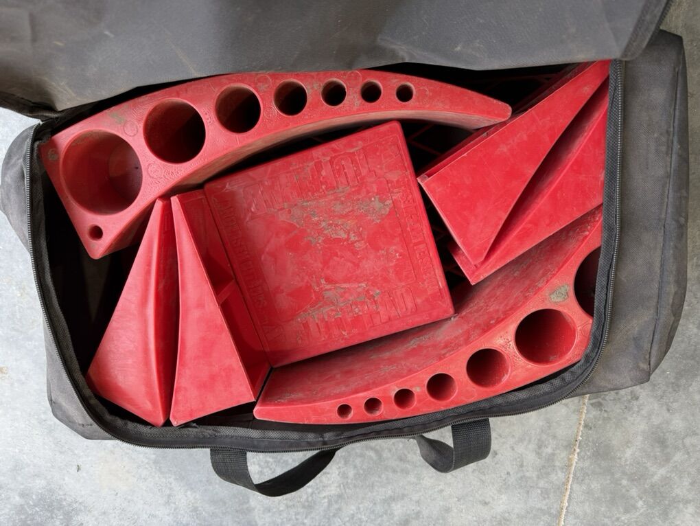 Anderson Hitches RV Leveling Kit