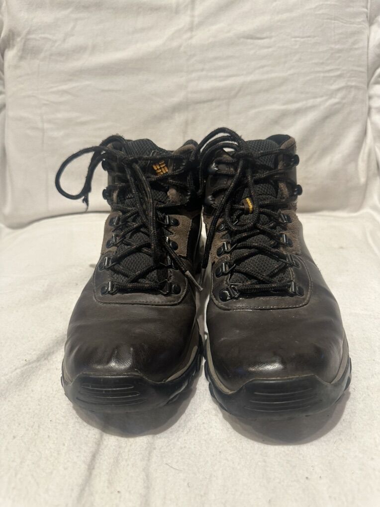 Columbia Men’s Size 10 Leather Wtrprf Hiking Boots