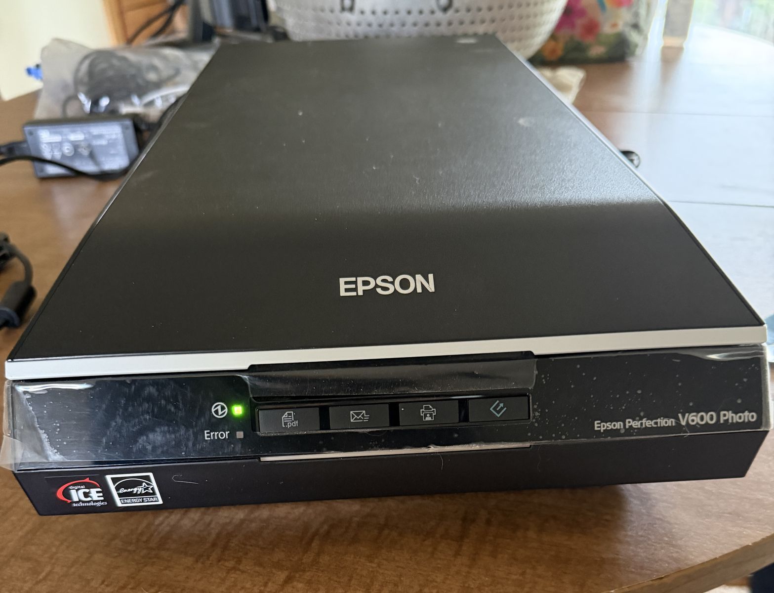Epson Perfection V600 Photo Scanner