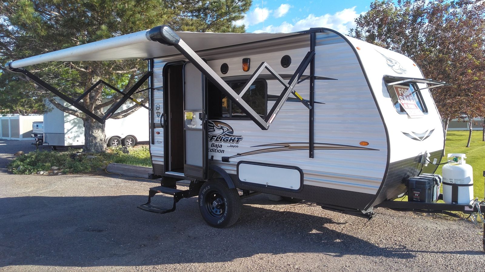 2017 Jayco Jayflight 145RB.  like new condition,