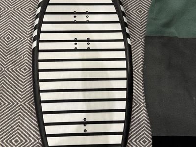 Hyperlight Majik Karpet Foil board. 4’4”. 2023
