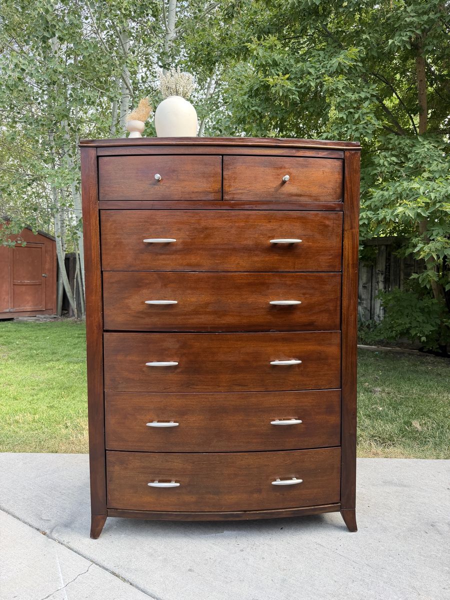 Main image 8