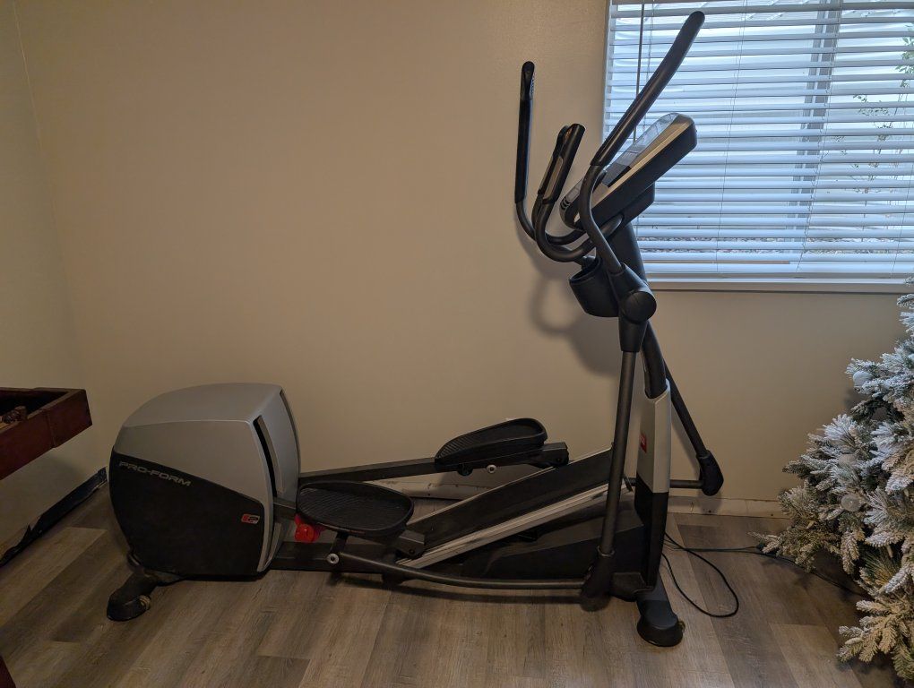 ProForm 18.0 RE Elliptical Trainer