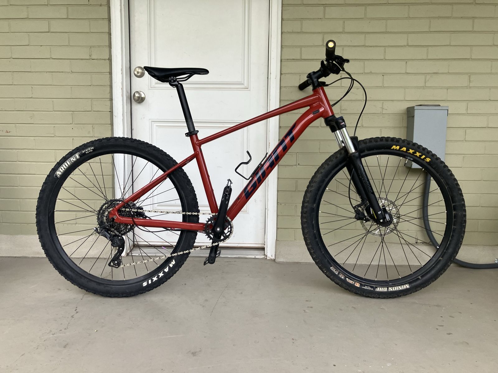 2021 Giant Talon 2 Medium