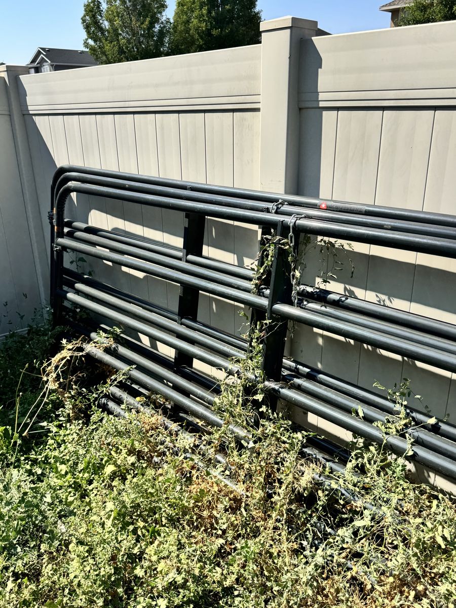 Huge moving tack sale 