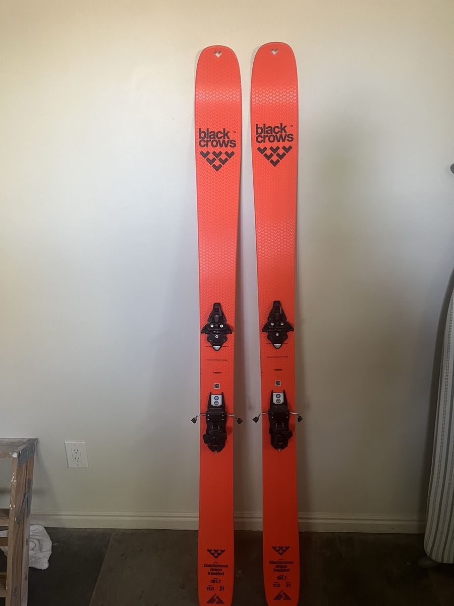Draco Freebird Full Touring setup- skins included