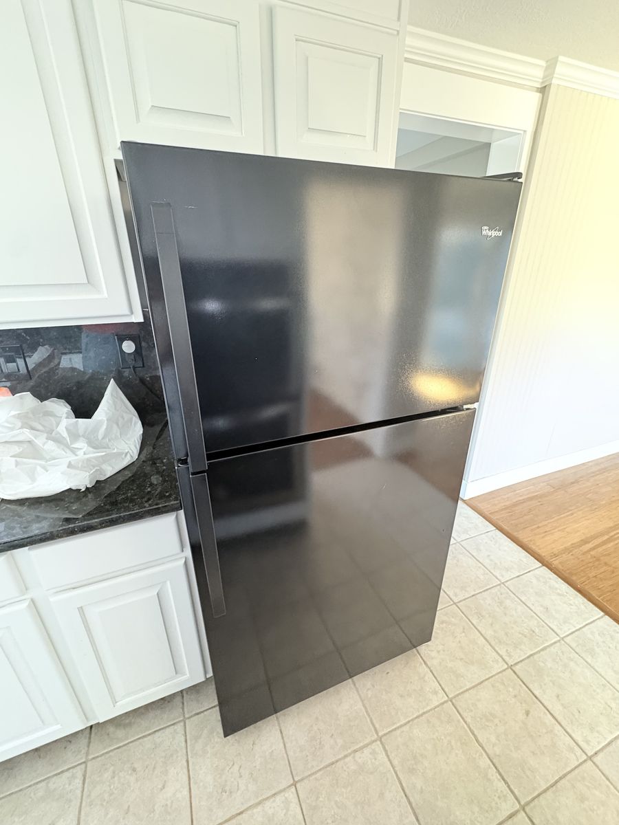 Main image 3