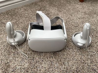 Oculus Quest 2 VR Headset with Touch Controllers