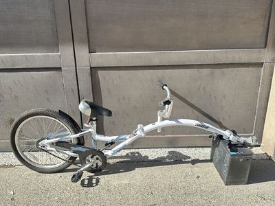 Kids Trail-a-bike in Great Condition